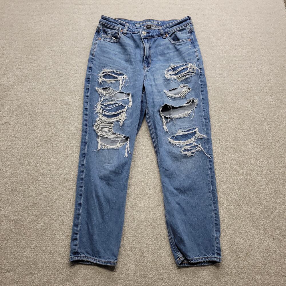American Eagle Strigid Mom Jeans Womens 10 Regular Super Ripped Distressed Denim